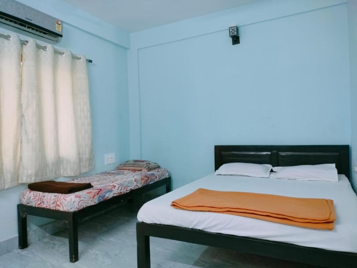 Hotel Royal Leelas Inn Kashid エクステリア 写真